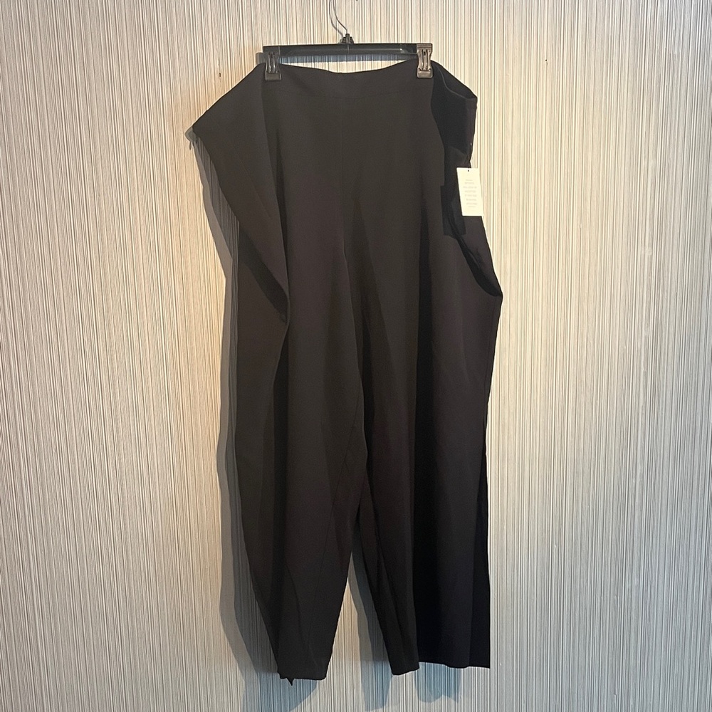 Plus size Eloquii side zipper wide leg slacks